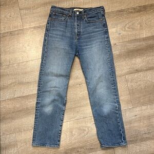 Levi’s Wedgie Straight Button Fly Jeans Size 27
